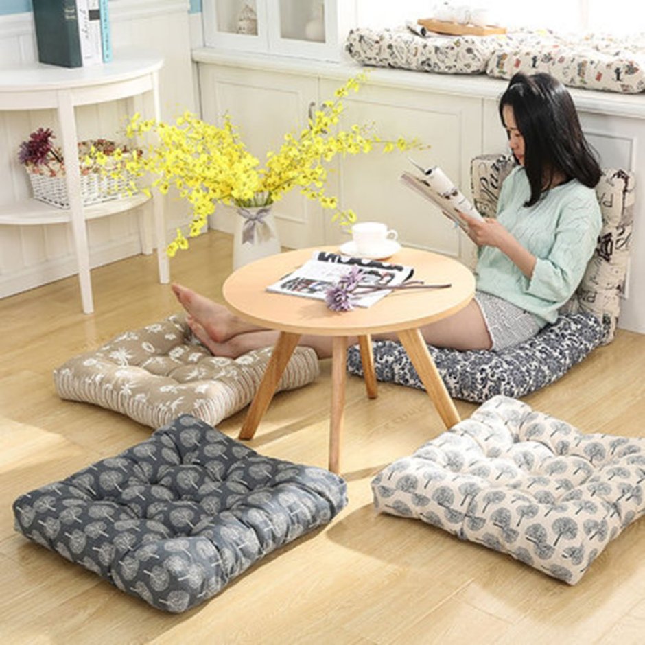 Мягкая подушка на стал