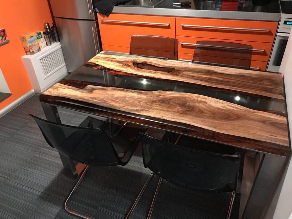 Стол из слэбов ореха