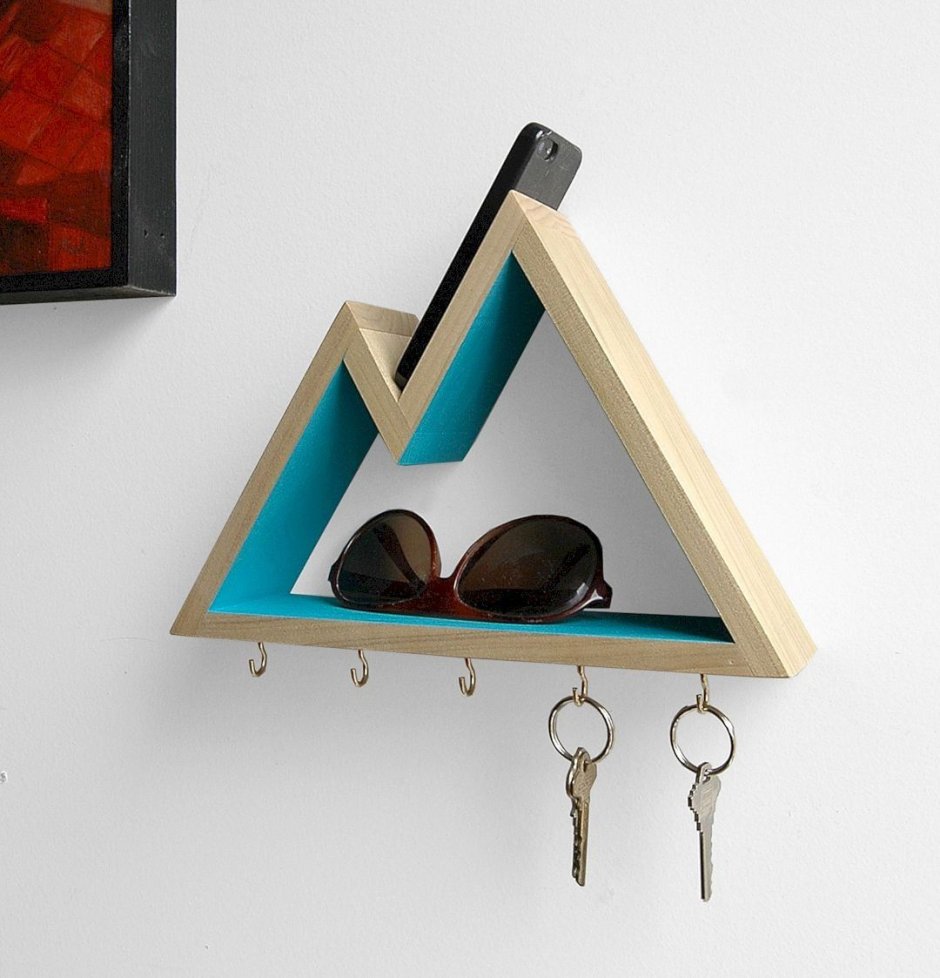 Ключница из дерева настенная с фамилией