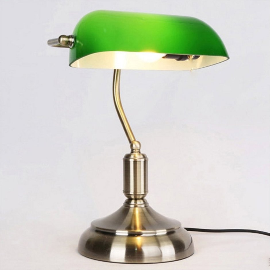 Зеленая настольная лампа Banker