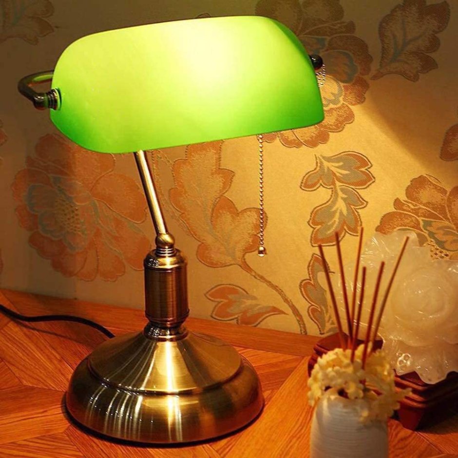 Лампа настольная зеленая