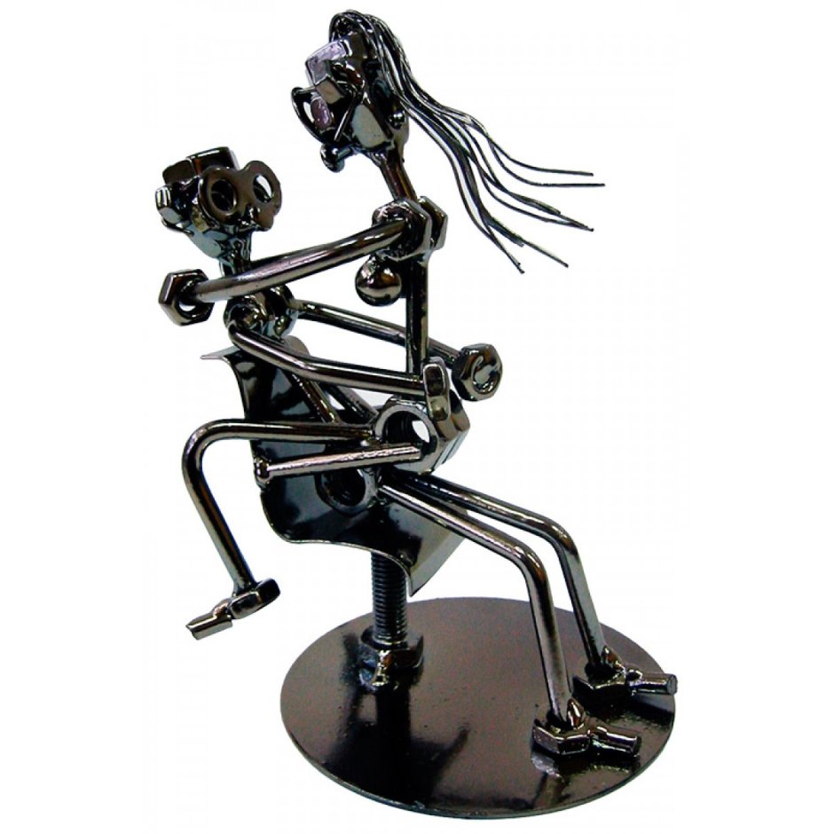 Статуэтки из металла