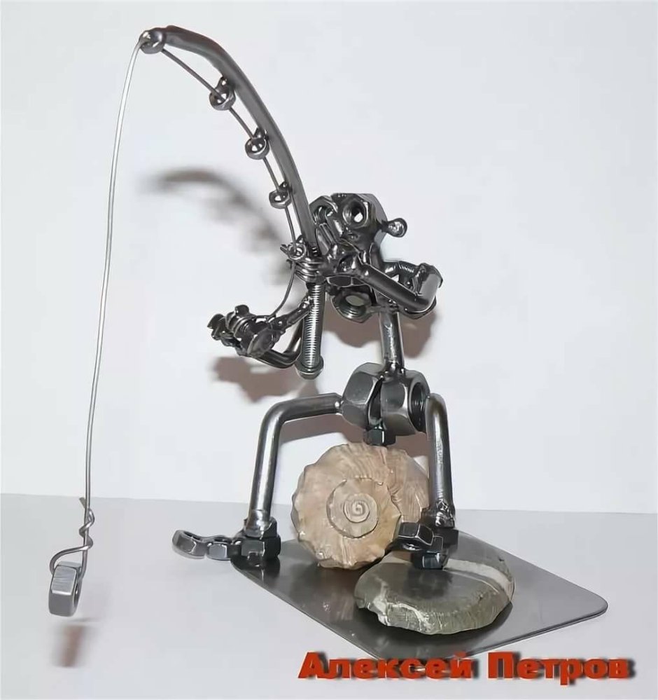 Фигурки из болтов