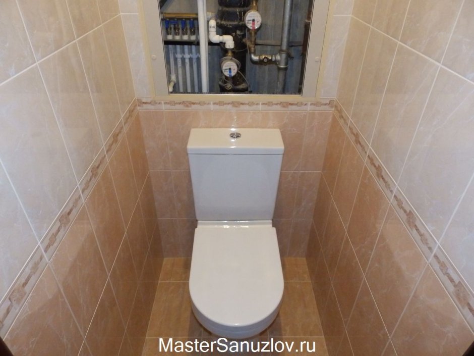 Короб за унитазом