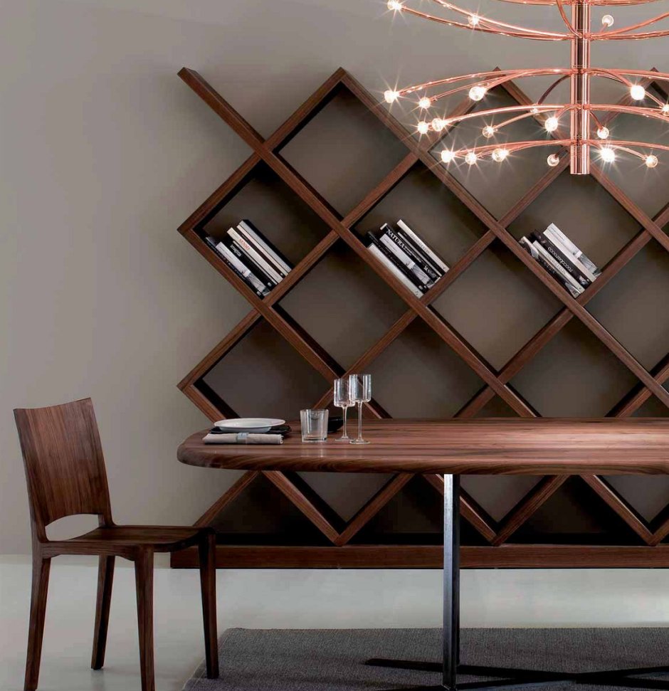 Стеллаж с диагональными полками