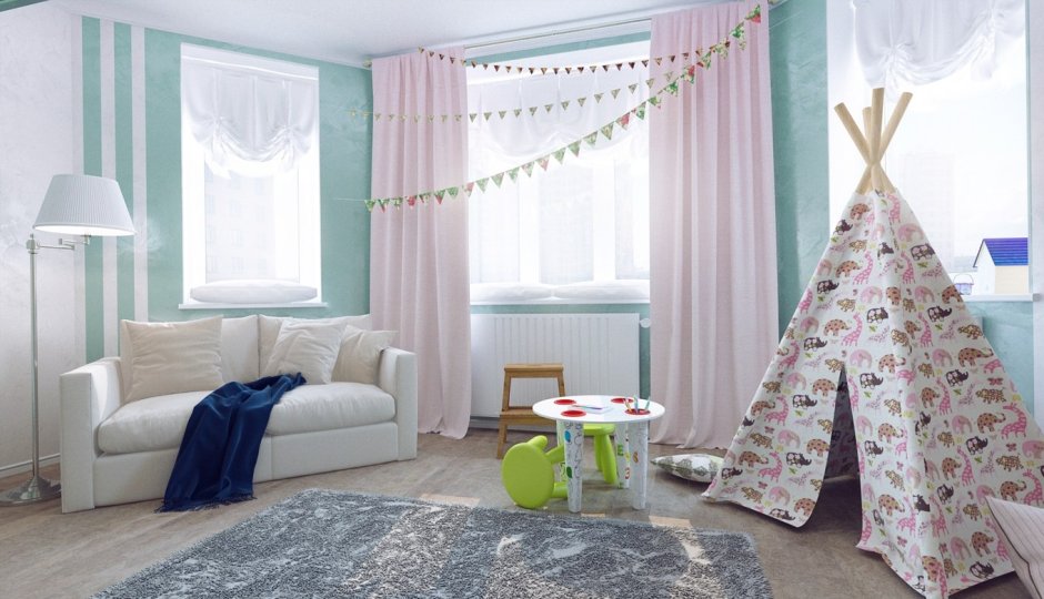 Детская комната с тремя окнами