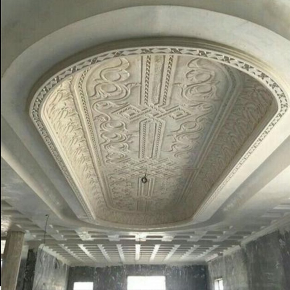 Фигурный потолок шестигранник