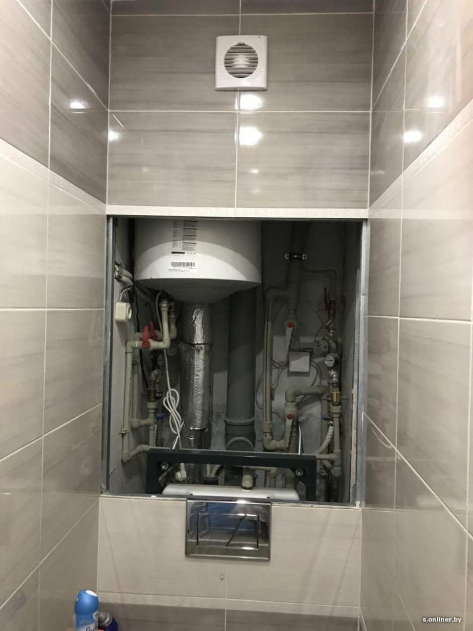 Фальш стена в туалете за унитазом