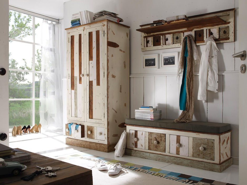 Прихожая в винтажном стиле