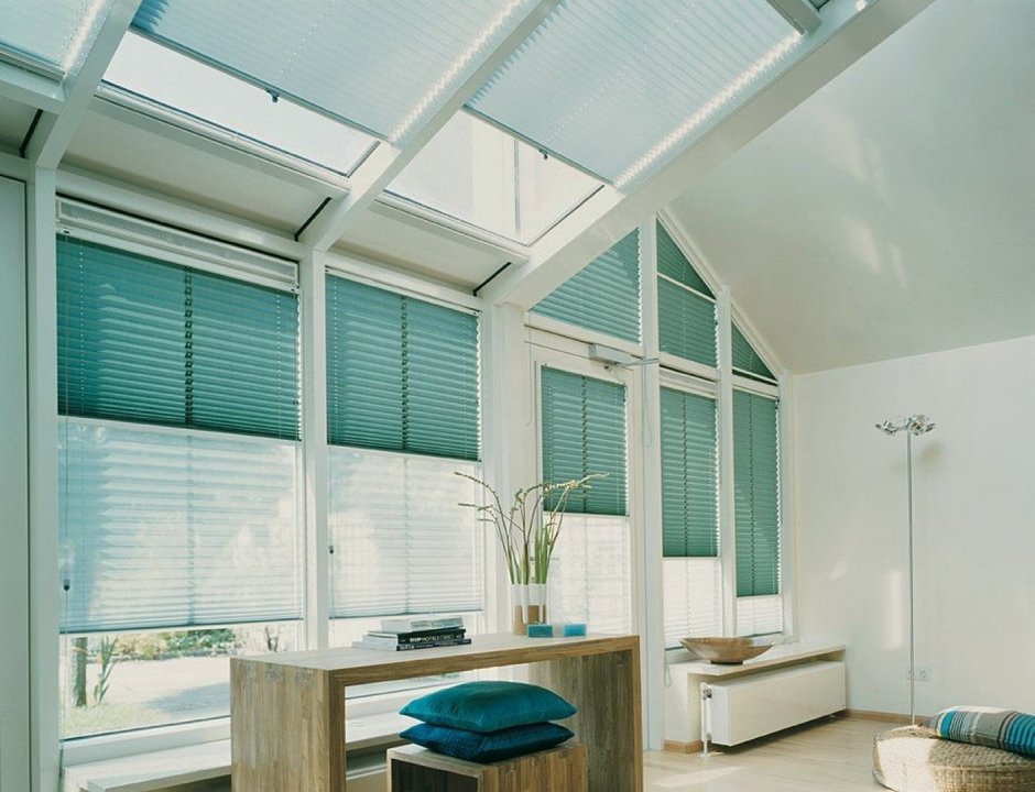 Жалюзи на скошенные окна