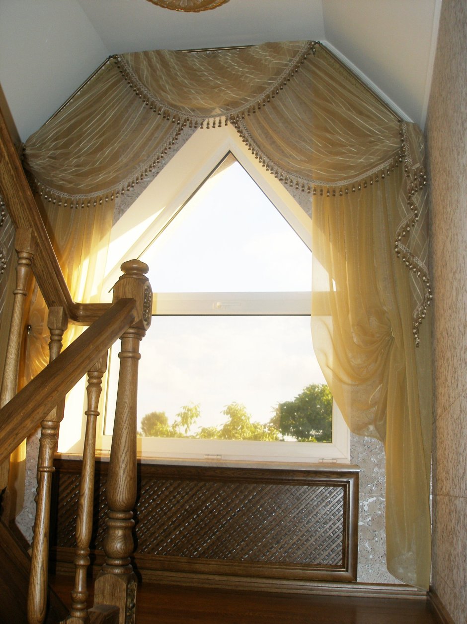 Римские шторы на нестандартные окна