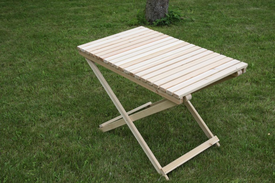 Раскладной столик старый