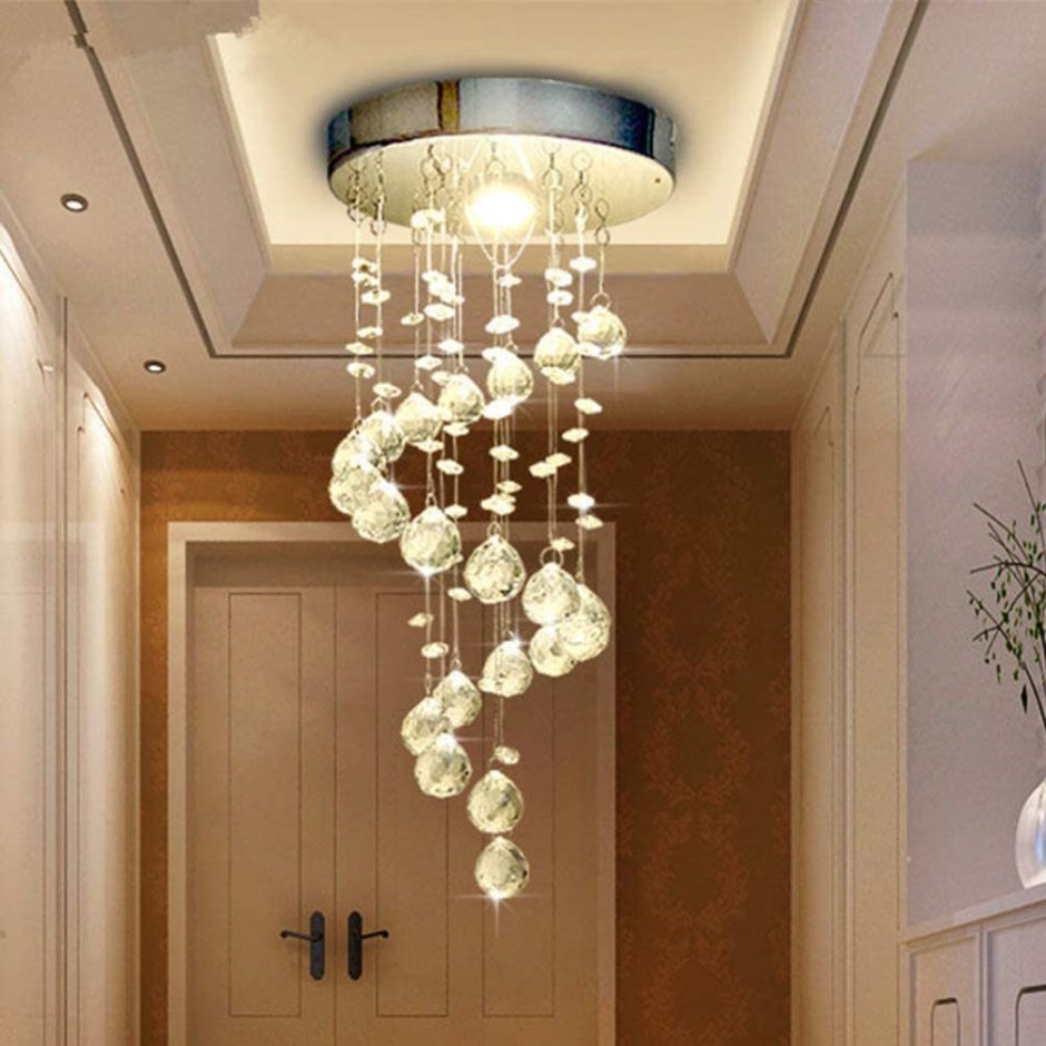 Люстра в коридор