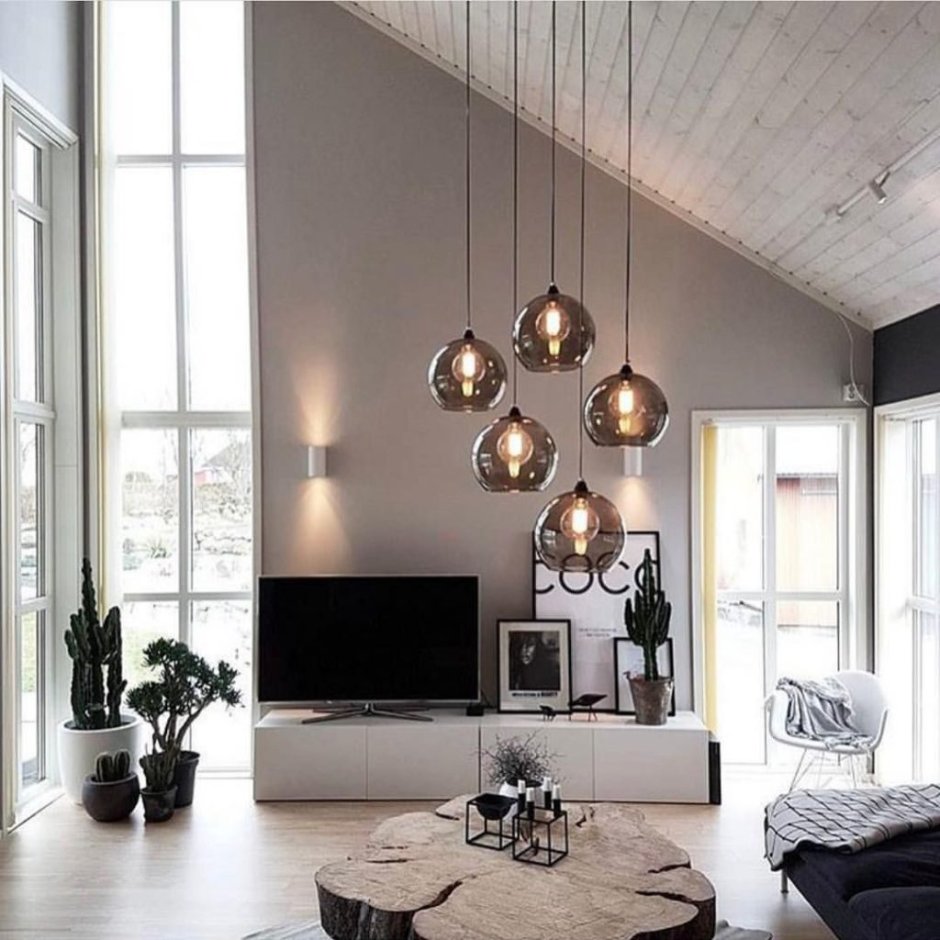 Люстра Modern Pyramid Glass Globes