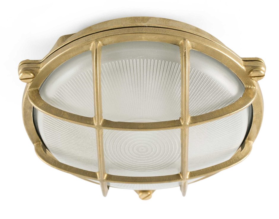 Плафоны наружного освещения на яхте