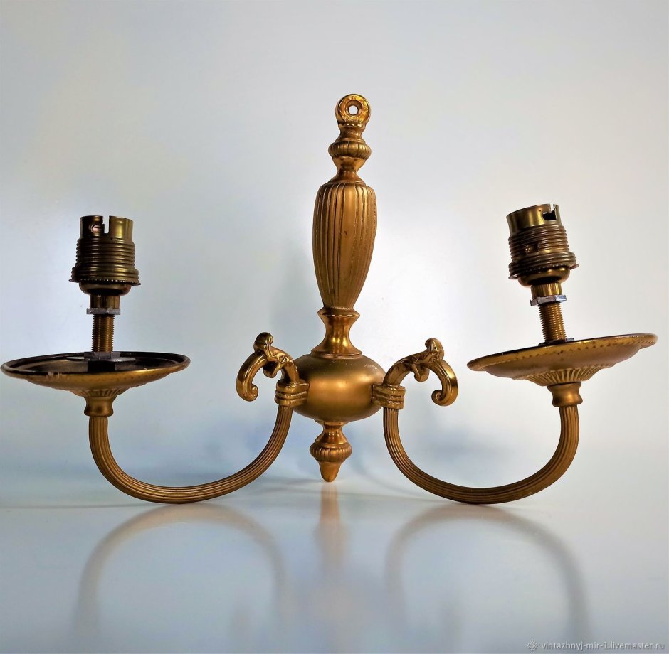 Подсвечник настенный