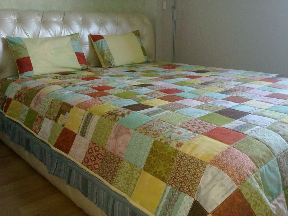 Лоскутное покрывало на кровать
