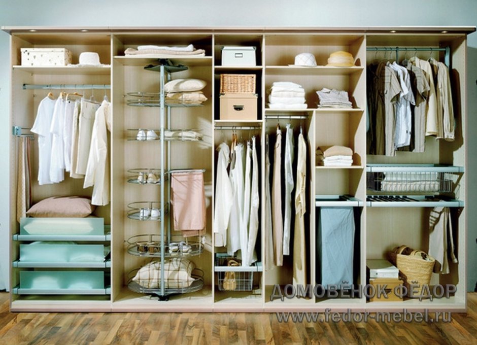 Наполнение шкафа купе