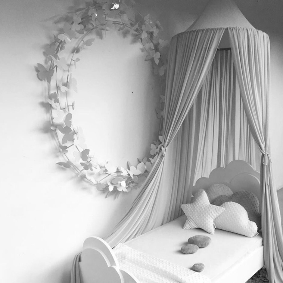 Кровать с балдахином