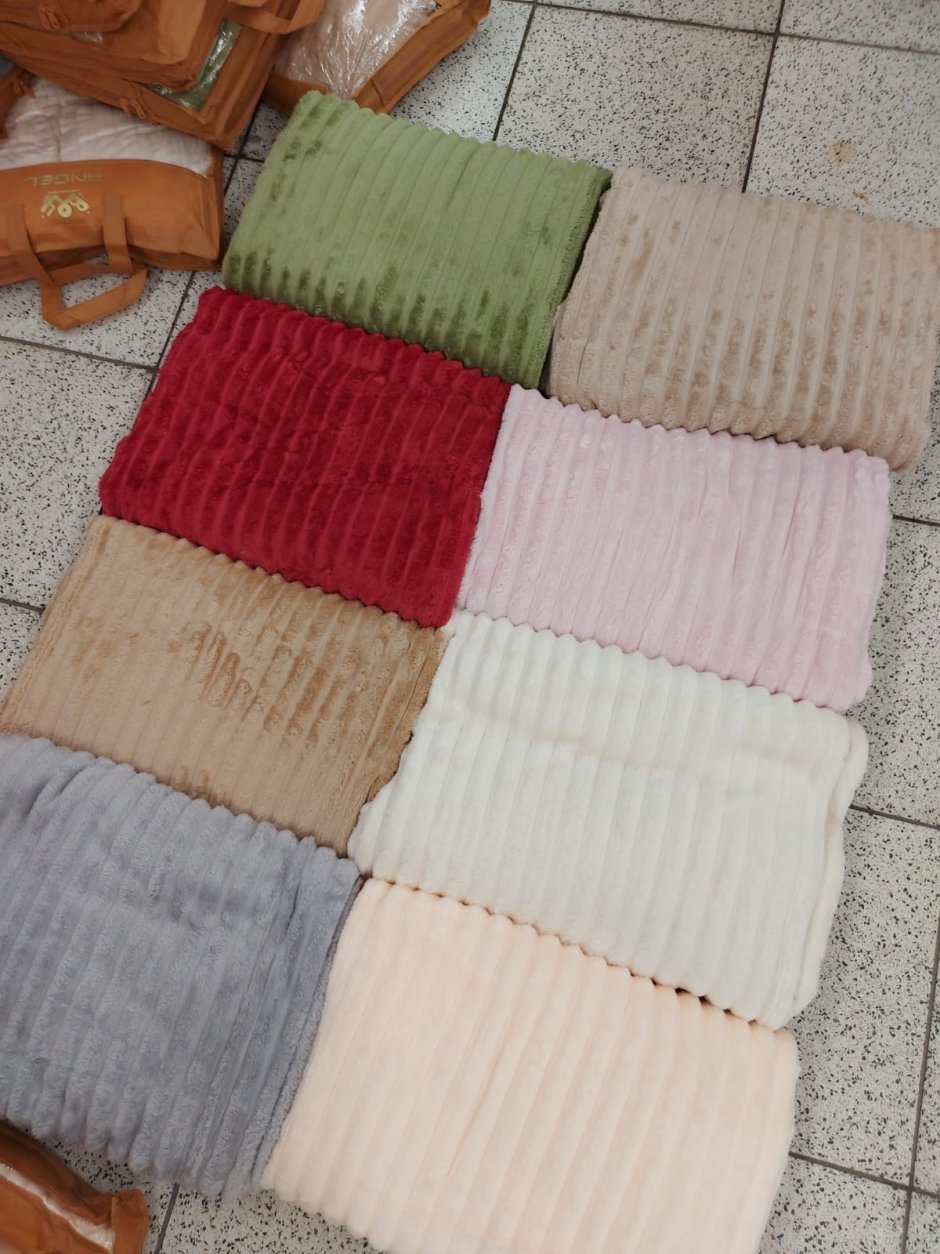 Постельное белье семейное Борис сатин производитель