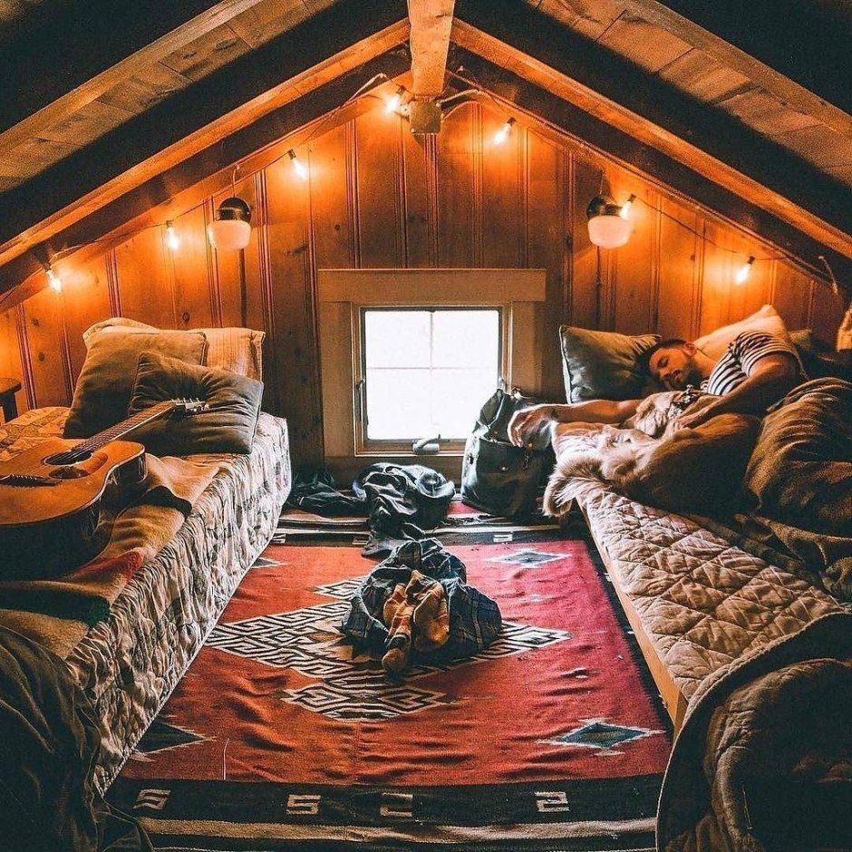 Спальня на чердаке