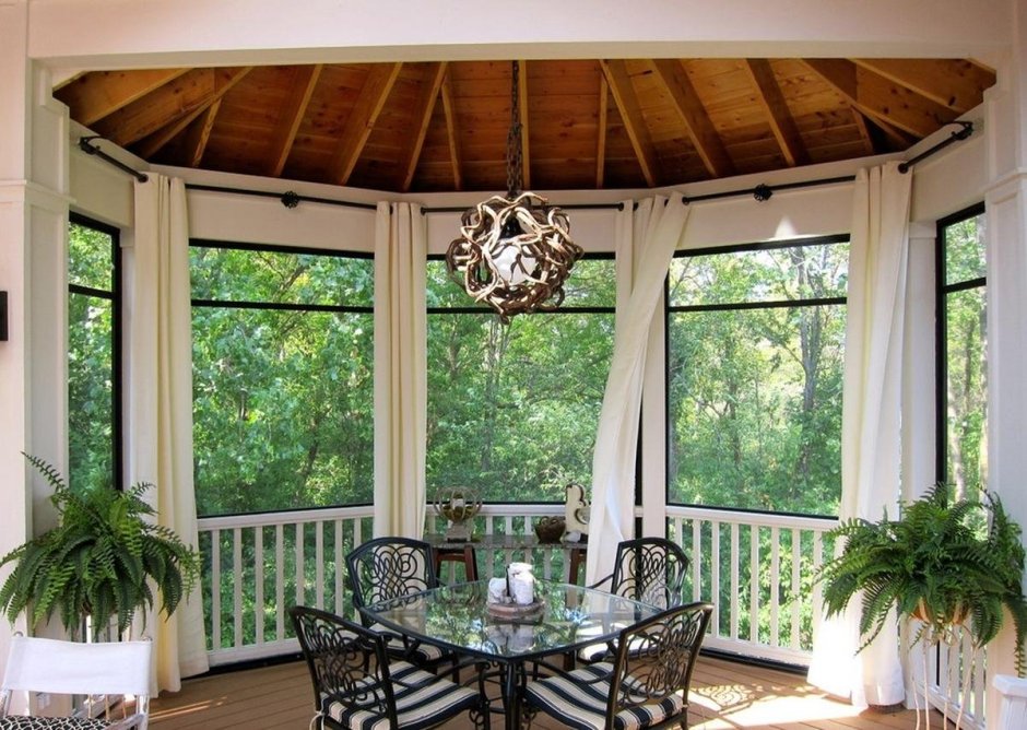 Шторы на застекленную веранду