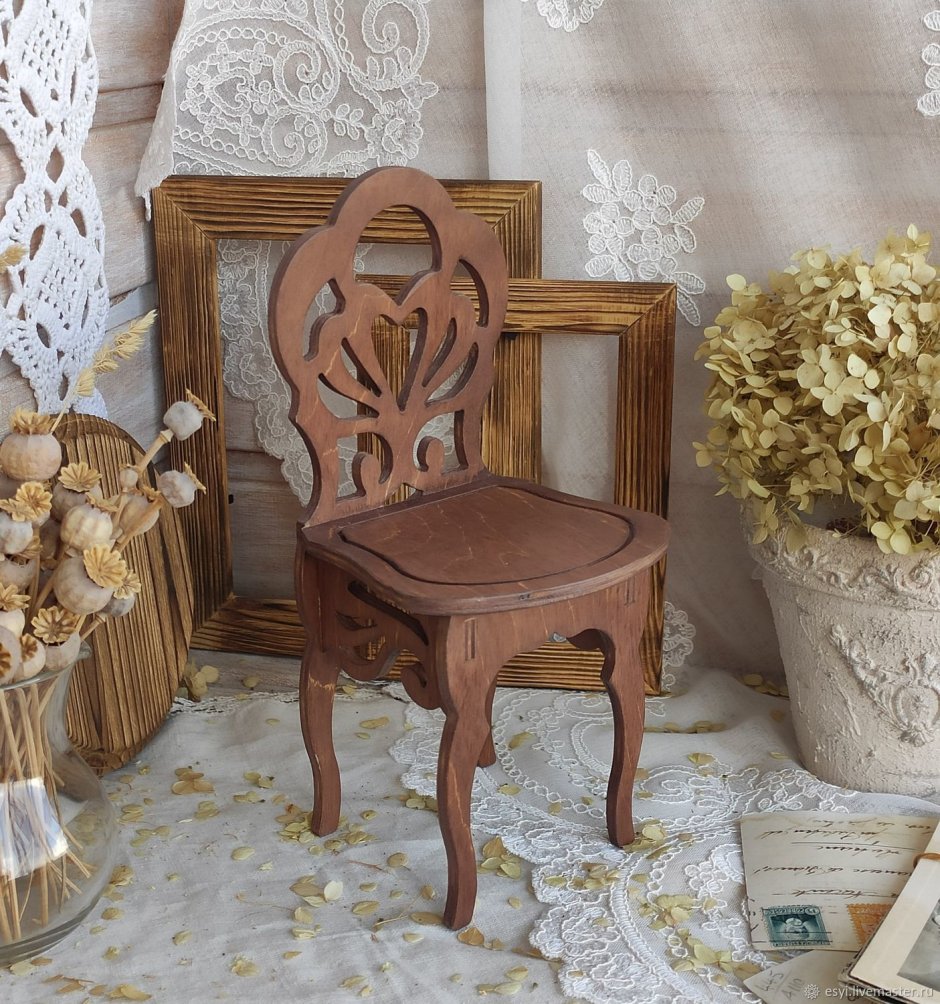 Красивая деревянная мебель