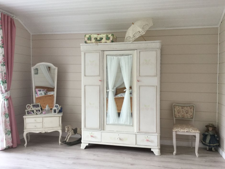 Шкаф в стиле Прованс