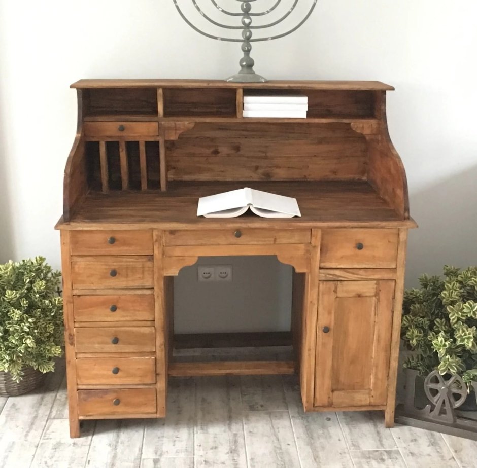 Стол письменный деревянный с ящиками