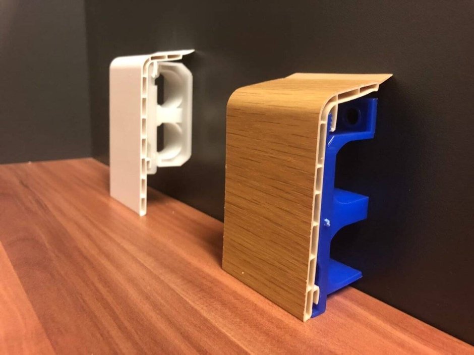 Плинтус для труб отопления Rehau