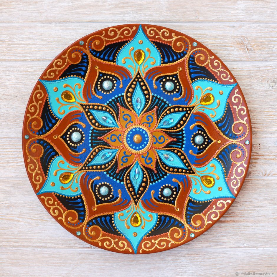 Юлия Фисюк точечная роспись