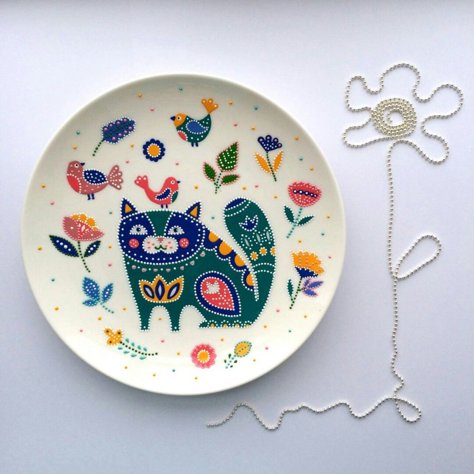 Разукрашенные тарелки