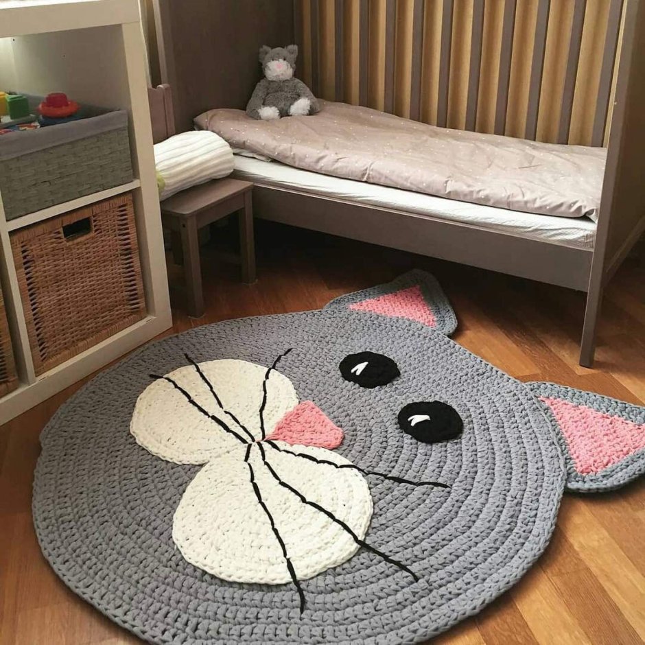 Красивые плетеные коврики