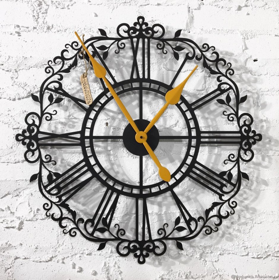 Кованые часы настенные