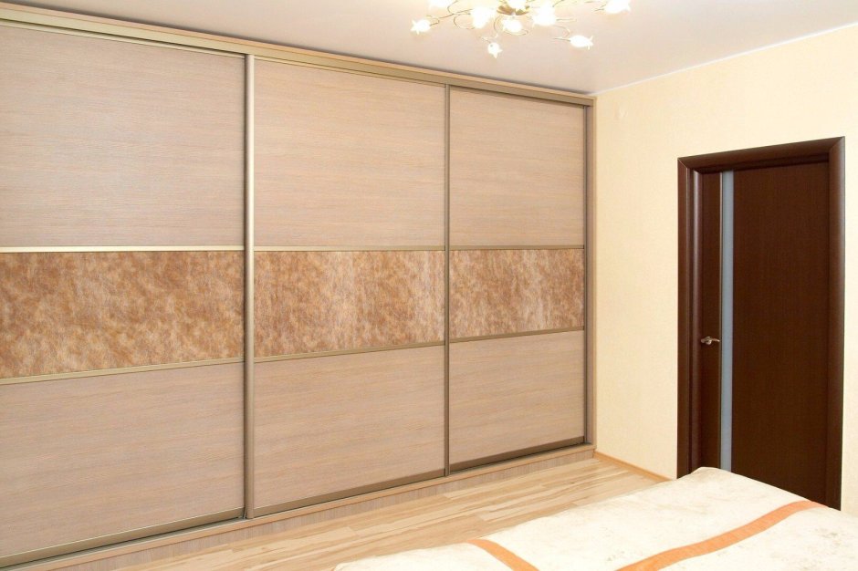 Шкаф купе из ЛДСП Эггер