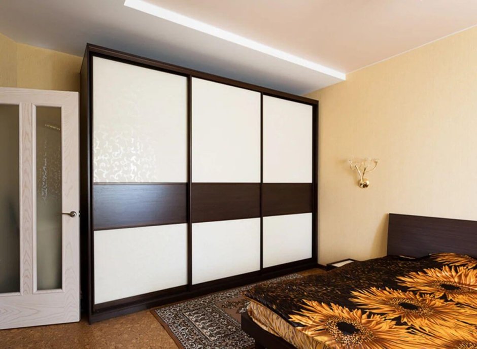 Красивые шкафы купе в спальню