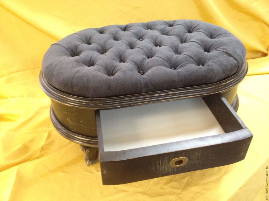 Пуфик бренда Frigerio Kevin Pouf