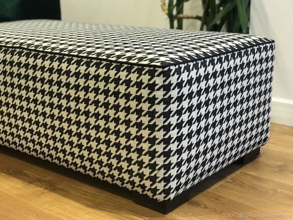 Пуфик гусиная лапка