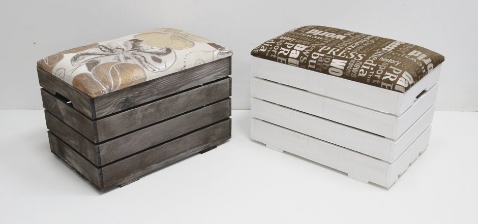 Пуфик из дерева