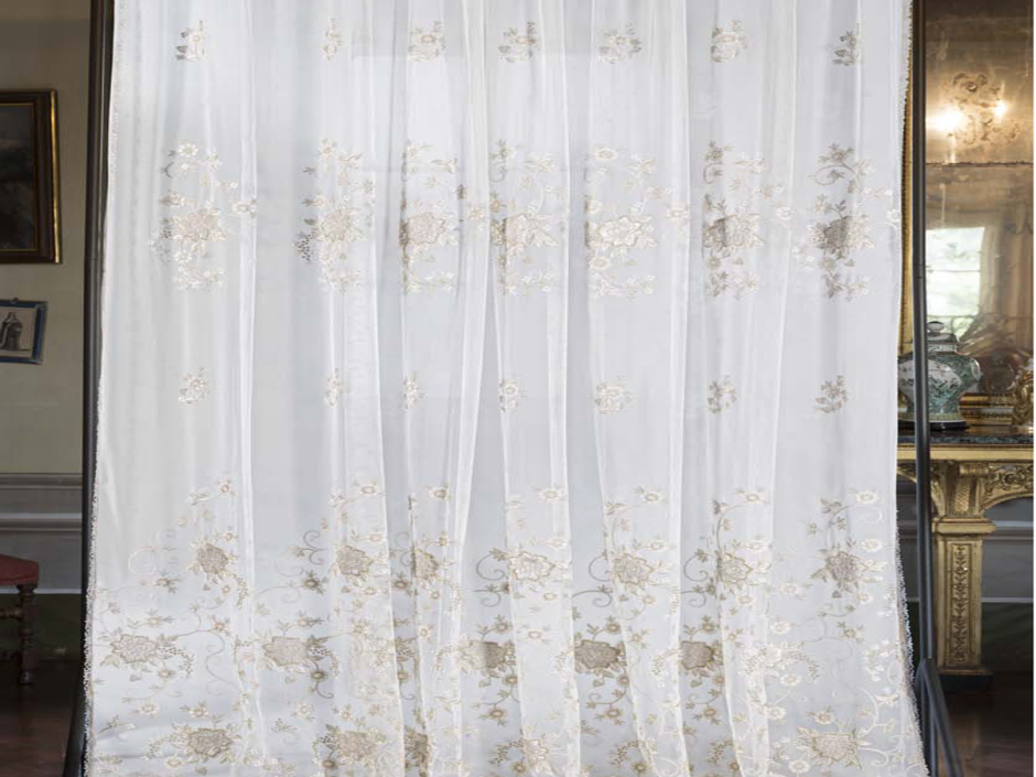 Тюль гипюровая с вышивкой