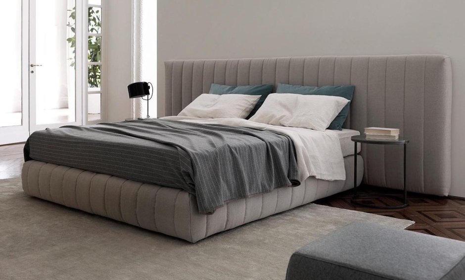 Meridiani кровать tuyo