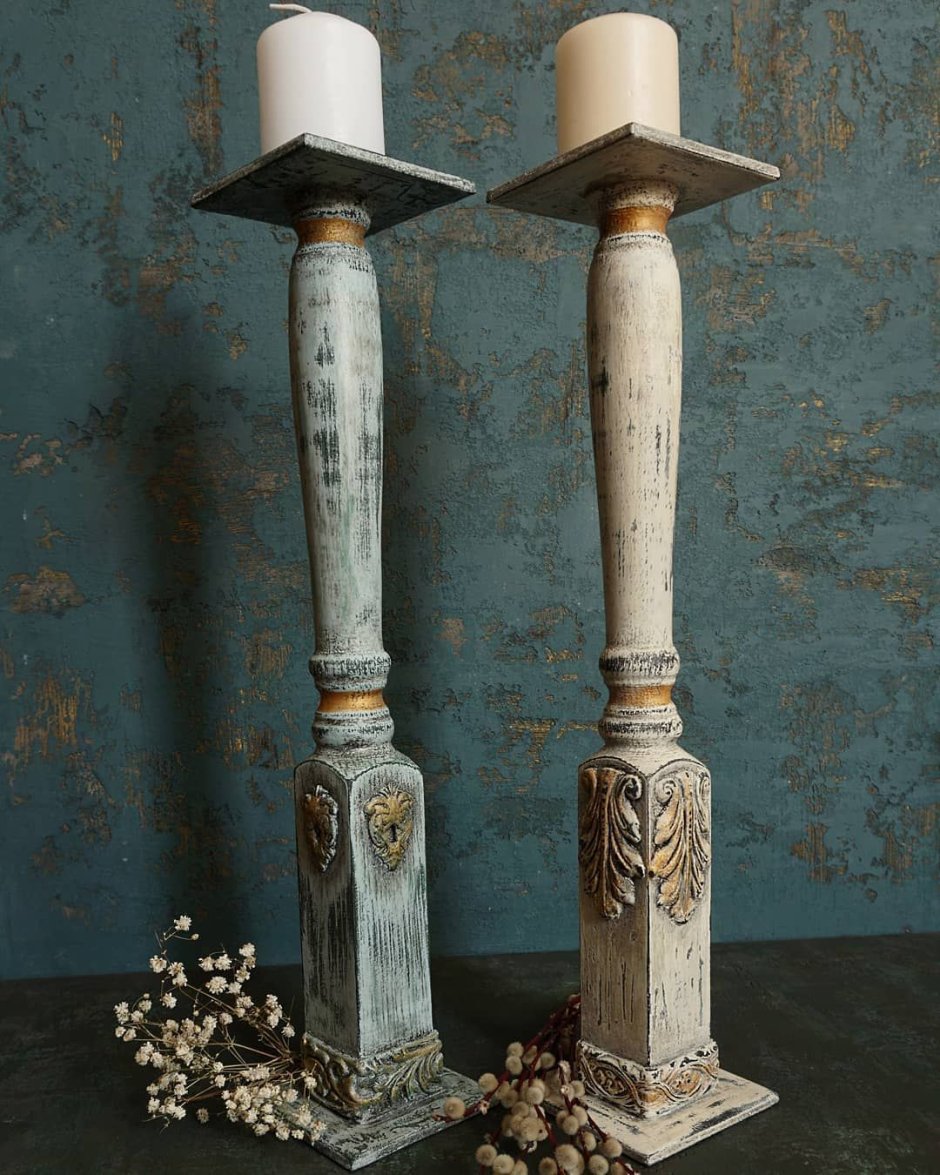 Старинные парные подсвечники