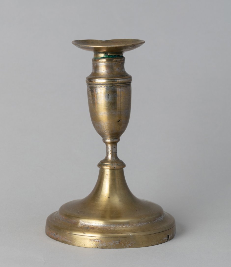 Подсвечник 'антик' 12х12х40см