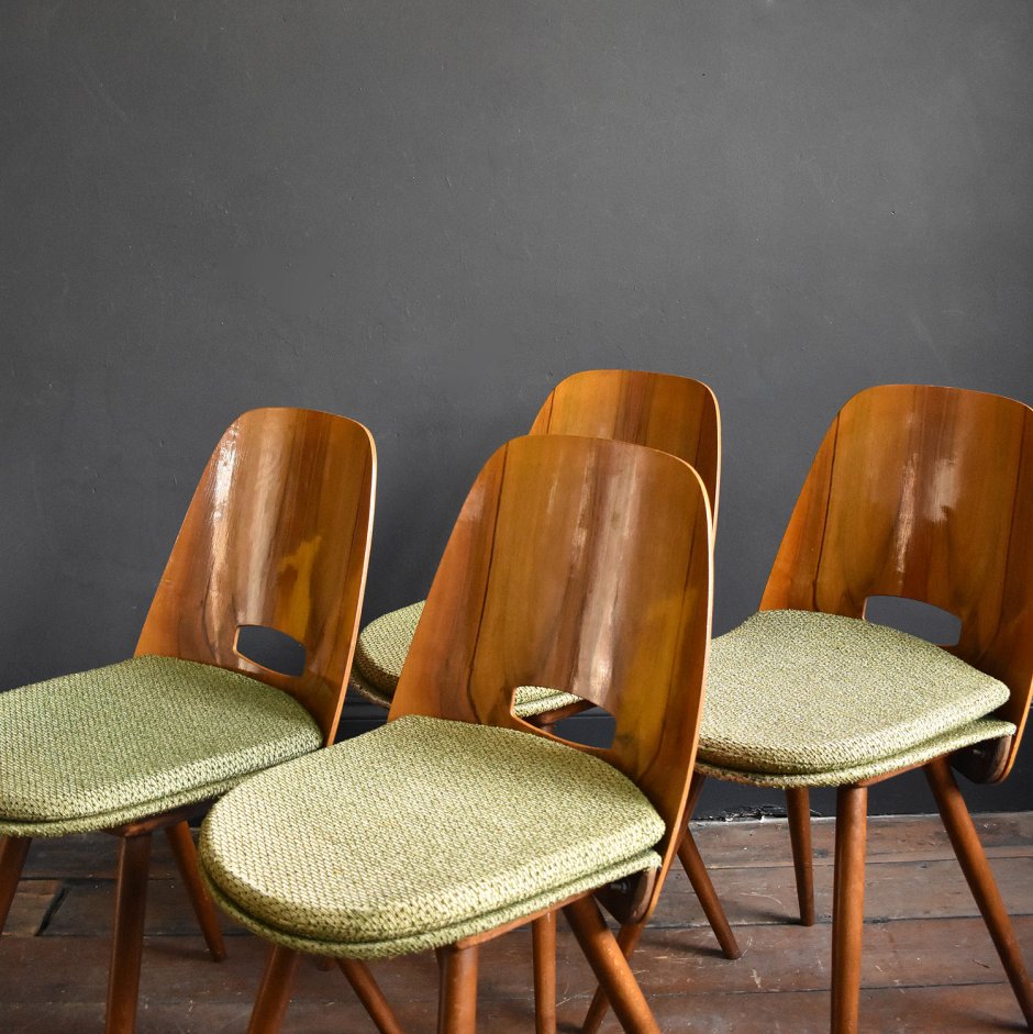 Стул дизайнера Frantisek Jirak