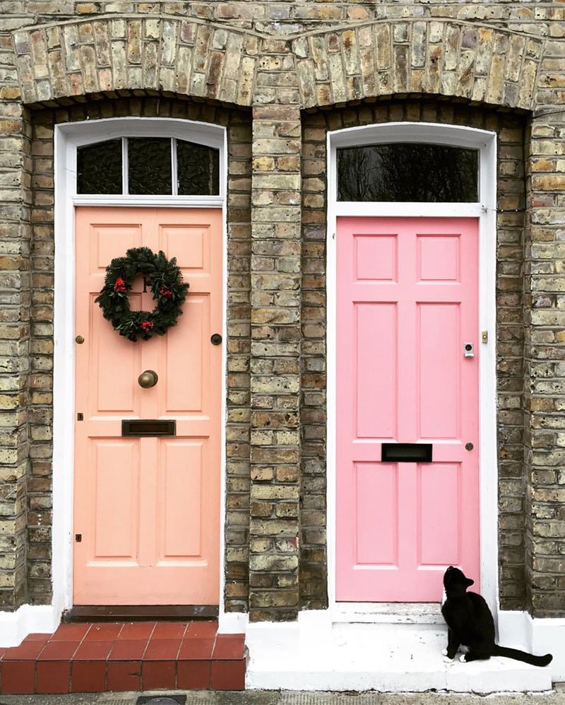 Двери в дом европейские