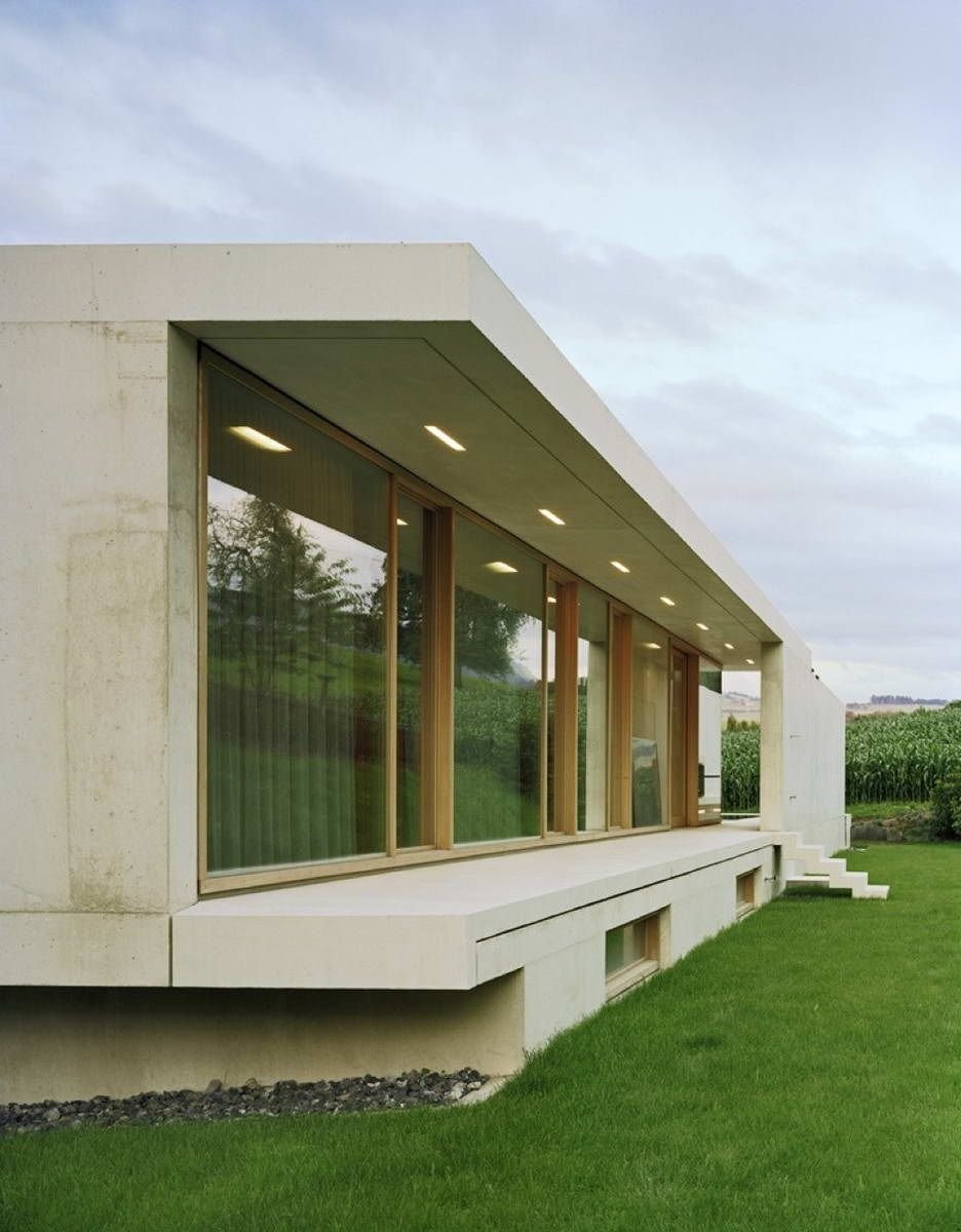 Современный каркасный дом с плоской крышей