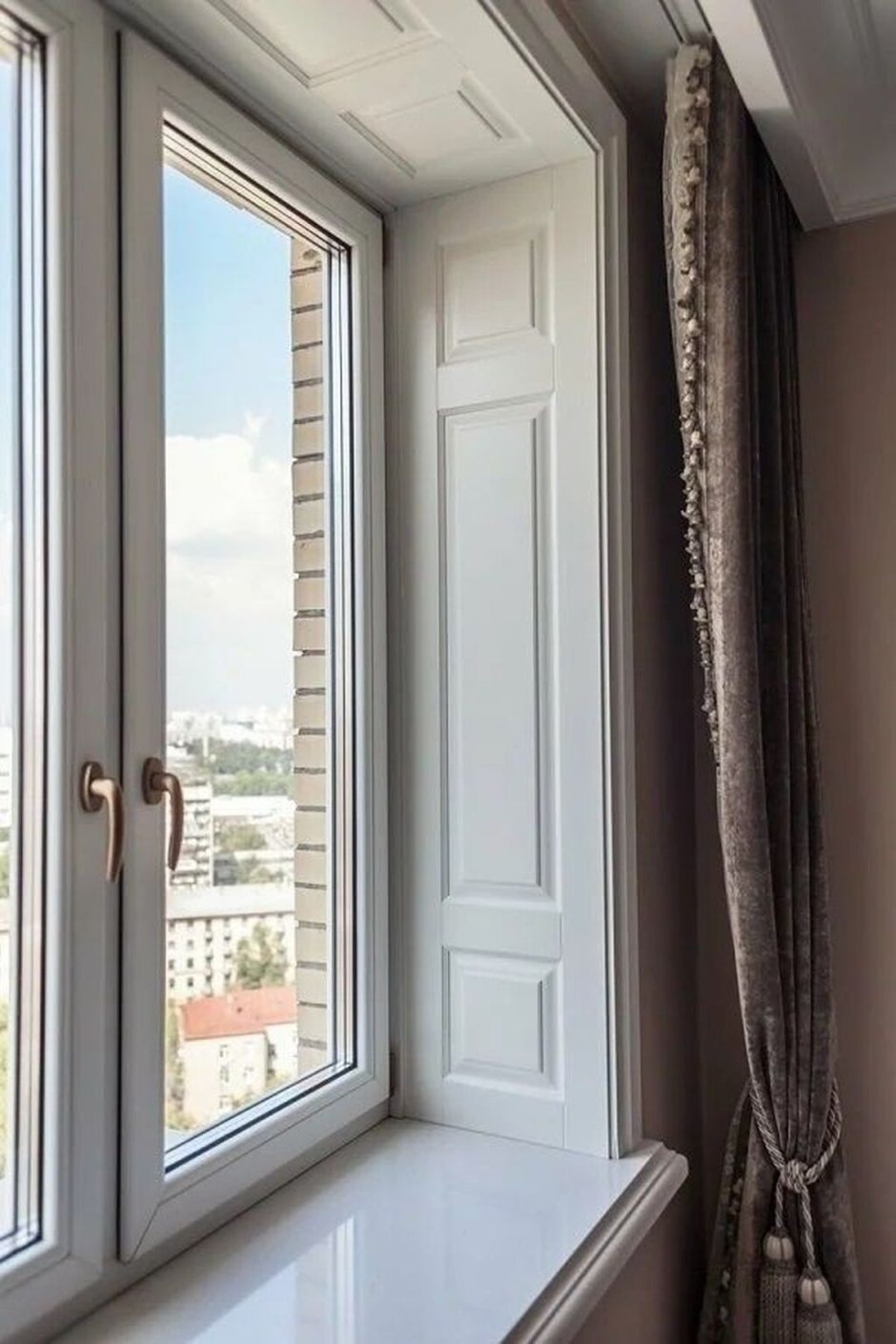 Примыкающий ПВХ профиль без сетки стандарт 6 мм, 2.4 м