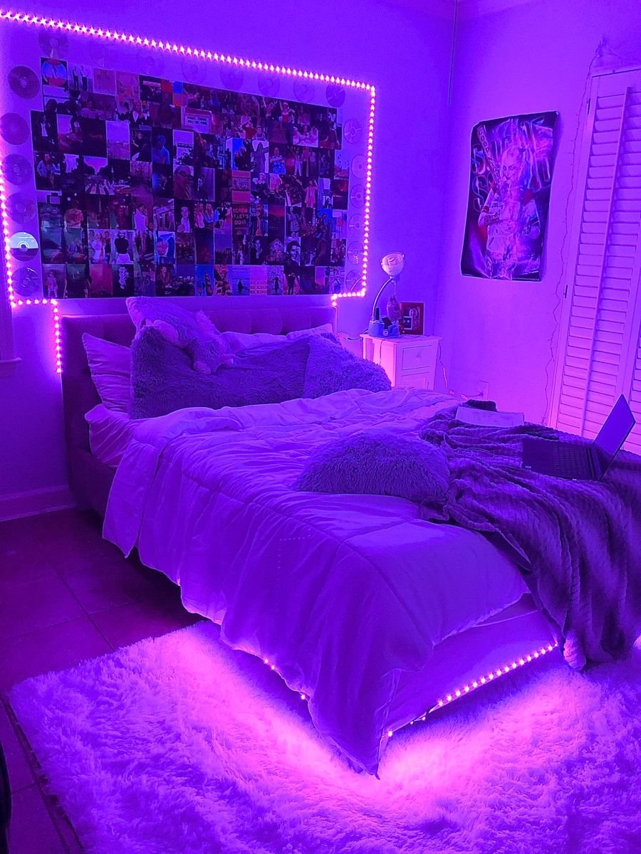 Фиолетовая комната