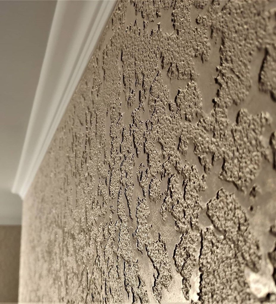 Заштукатуренный гараж