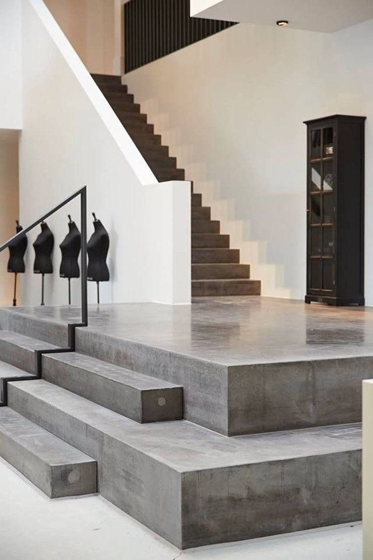 Бетонная лестница